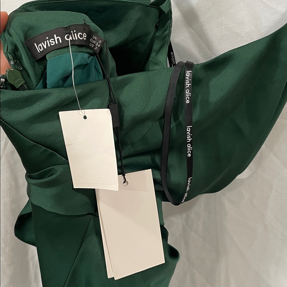NWT Lavish Alice Dark Green Backless Dress - Picture 10 of 12